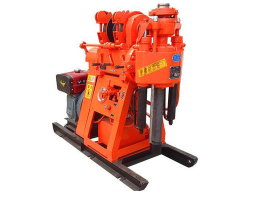 جهاز حفر التنقيب الجيولوجي المحمول XY-1A-4H 150m الماكينة الهيدروليكية لتغذية الصخور مدمجة محرك الديزل مضخة الوحل لمسح البناء في الجبال والسهول