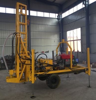 90r / Min 18.5kw آلة حفر الآبار المثبتة على مقطورة